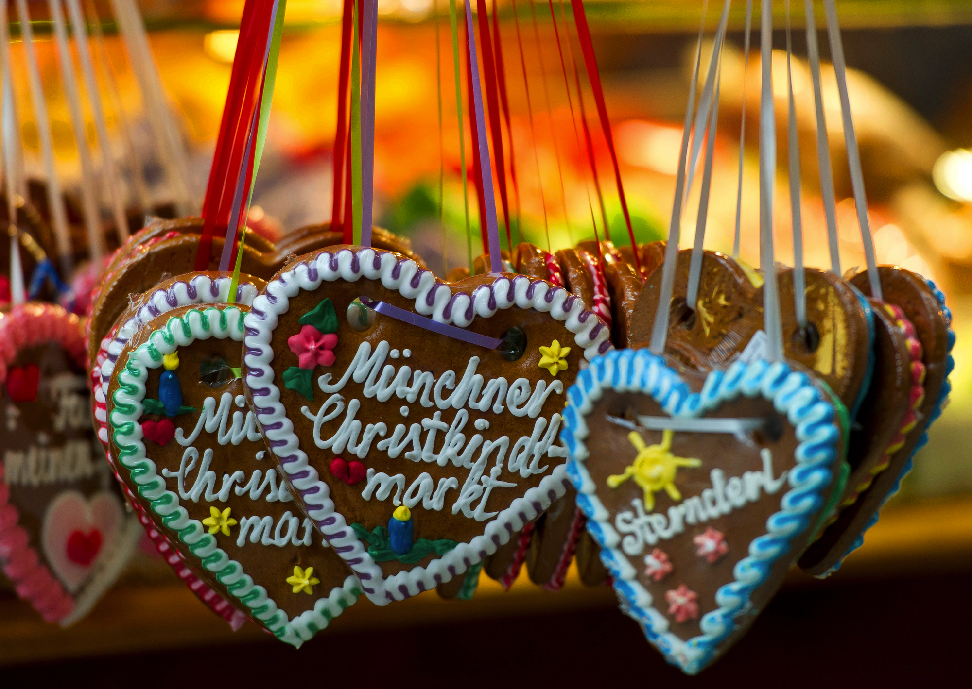 2084128-2010490-V1-P0