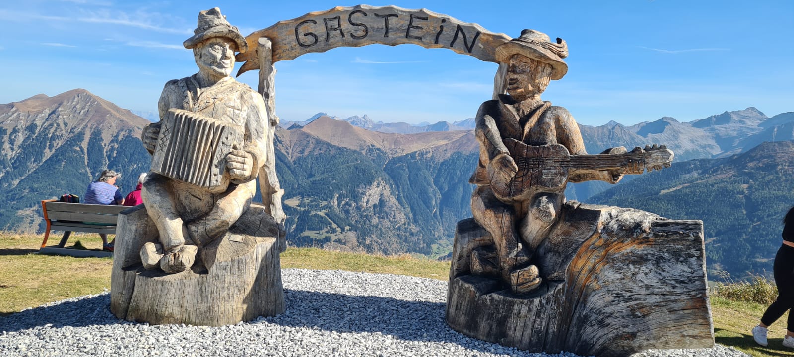 PHOTO-2023-10-16-17-08-20 (3)